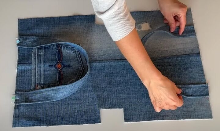 bag made from jeans, Attaching the handles
