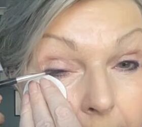 eyeliner for women over 60, Setting line