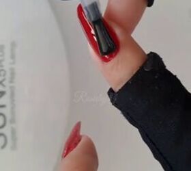 red and black nail art, Applying top coat