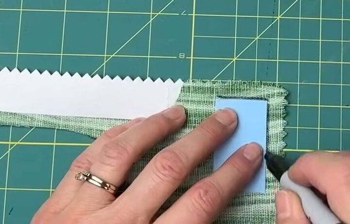 zipper pouch pattern, Prepping zipper tabs