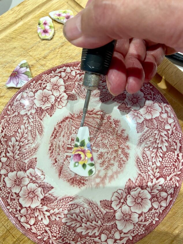 how to upcycle old china into beautiful jewellery, Drilling
