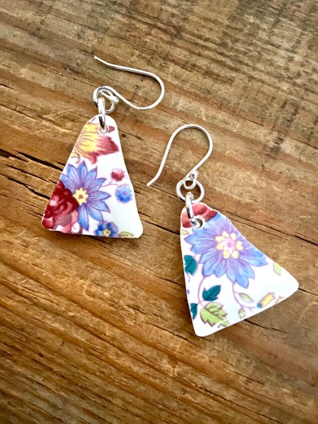 how to upcycle old china into beautiful jewellery, Ceramic earrings