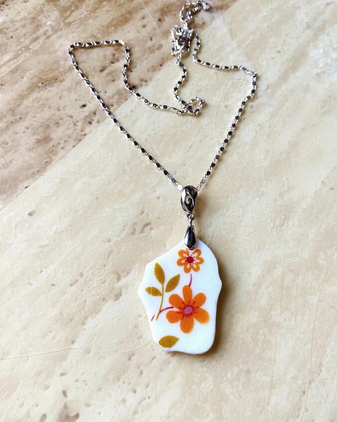 how to create a beautiful pendant from old plates, Pendant necklace