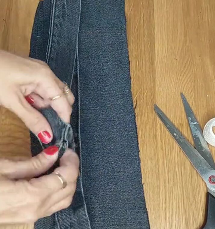 diy denim top that completes any outfit, Cutting up jeans
