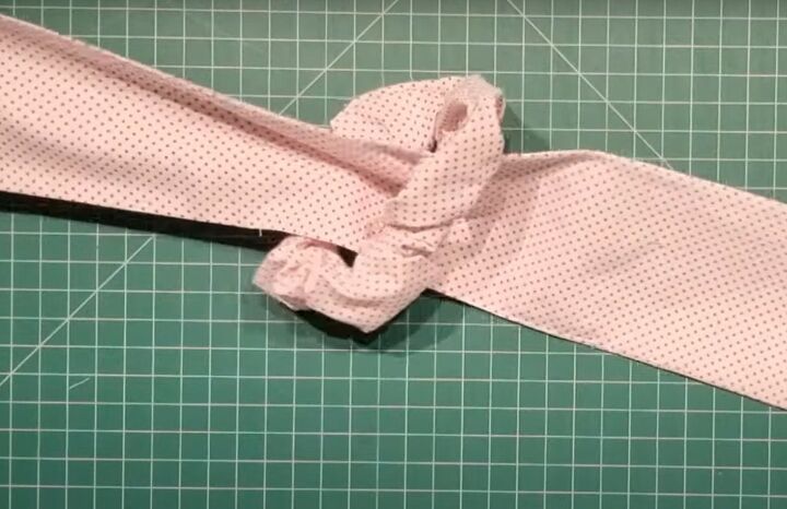 how to sew a hair scrunchie, Passing scarf through scrunchie