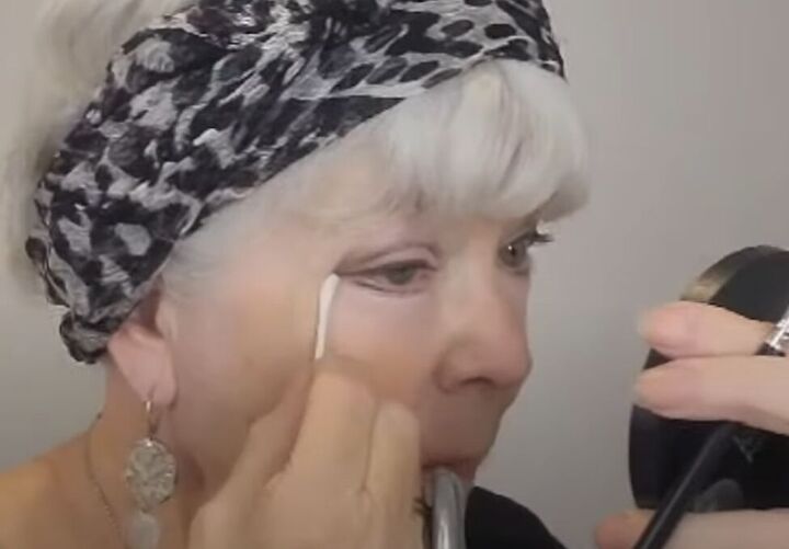 eye makeup for women over 50, Correcting mistakes