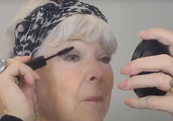 eye makeup for women over 50, Adding mascara