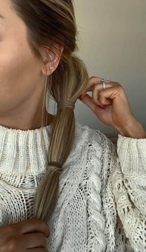 sleek ponytail tutorial that covers all rubber bands, Adding volume