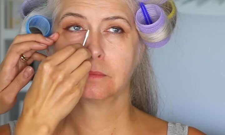 youthful makeup look, Cleaning up under eyes