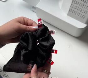 the easiest diy scrunchie tutorial for beginners to start sewing, Inserting elastic