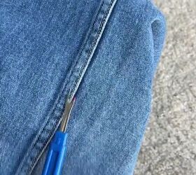 how to use a seam ripper correctly, Ripping seam