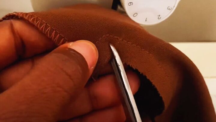 pants sewing pattern, Insert pockets