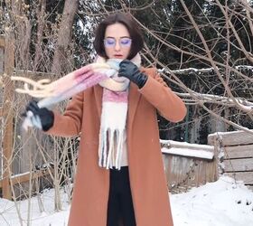 how to style a winter scarf, Criss cross scarf