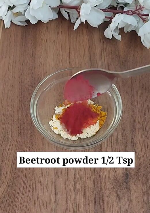help pigmentation issues around your mouth with a tomato, Adding beetroot powder