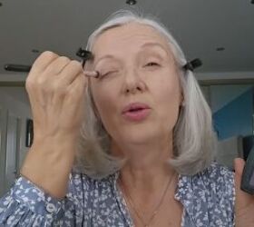 how to apply eye makeup over 50, Applying eyeshadow