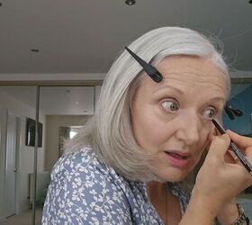 how to apply eye makeup over 50, Lining eyes