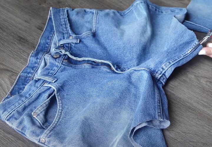 denim skirt made from jeans, Separating front and back