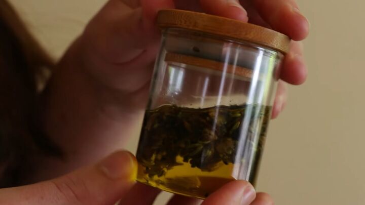 how to make a lavender oil, Steeping DIY lavender oil in jar