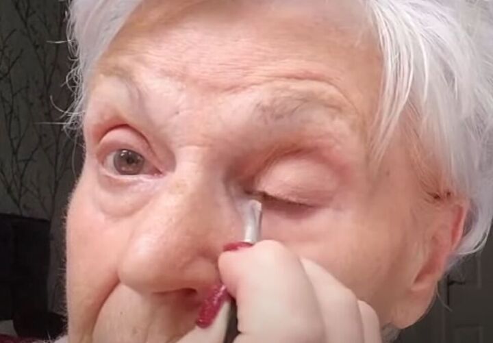 makeup for women over 70, Applying eye makeup