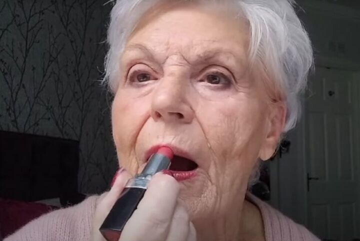 makeup for women over 70, Applying lipstick