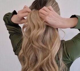 If you feel like your half-up hairdo is missing something, then don't even think about missing this easy hack