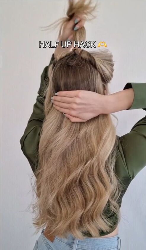 easy hack for half up hairdos, Lifting half ponytail