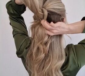 easy hack for half up hairdos, Passing half ponytail through gap