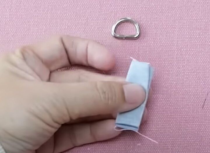 how to sew a pouch with a zipper, Making D ring loop