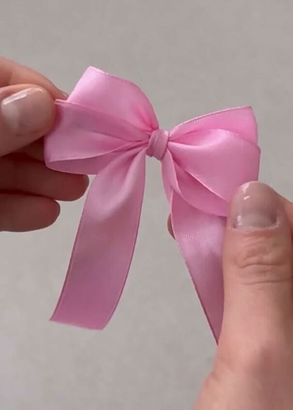 Easy Bow Tutorial for the PERFECT Coquette Bow | Upstyle