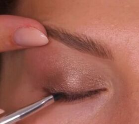 enhance beauty, Applying eyeliner