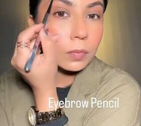 natural everyday makeup, Applying brow pencil