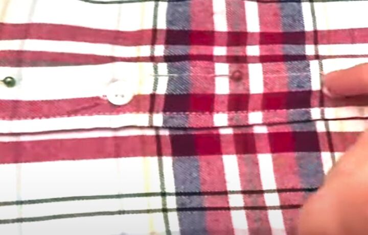 upcycling flannel shirts, Front closure