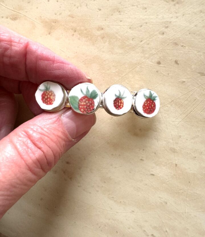 how to create unique hair slides using old crockery, Hair barrette