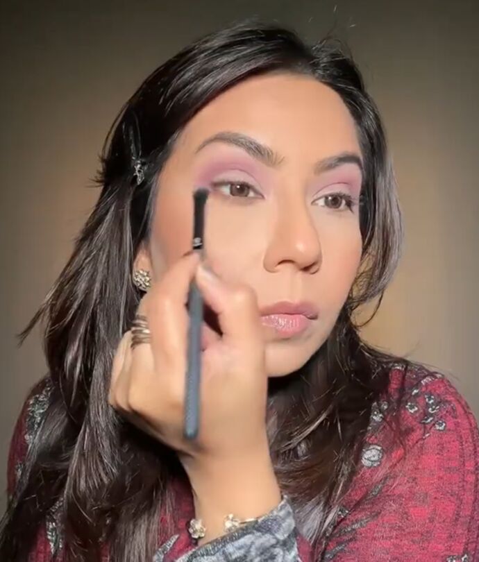 date night makeup, Applying eye makeup