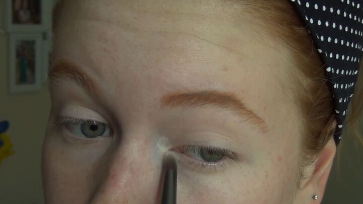 Easy Glowy Makeup Look for Spring | Upstyle