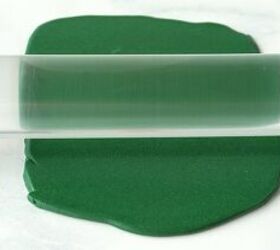 Roll out some green clay to make this eye-catching and adorable idea