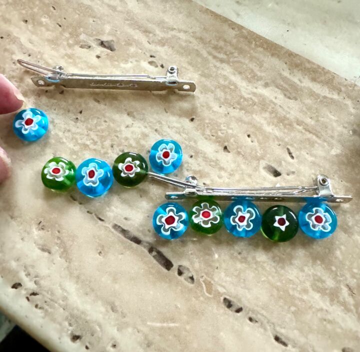 how to create a unique hair clip using glass beads, Millefiori beads