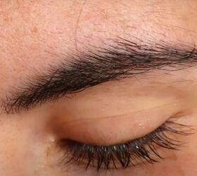 eyelash growth serum diy, Applying DIY eyelash serum