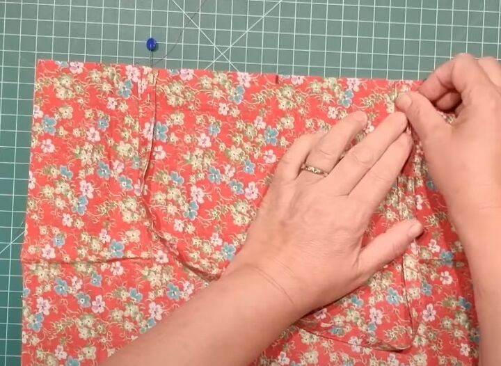 how to sew a simple tote bag, Attaching handles