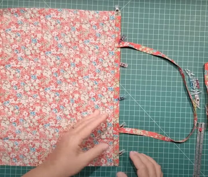 how to sew a simple tote bag, Attaching handles