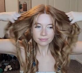 how to get beach curls with curling iron, Finger combing curls