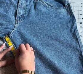 diy the perfect summer mom shorts in 5 minutes, Marking inseam