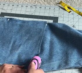 diy the perfect summer mom shorts in 5 minutes, Cutting jeans