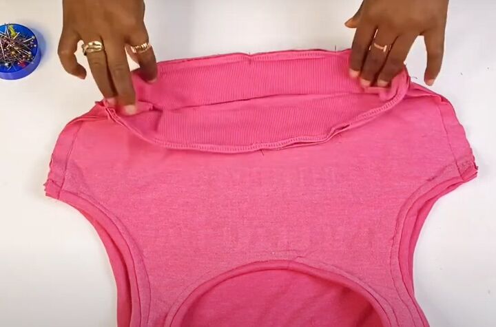 how to make a sports bra, DIYing waistband