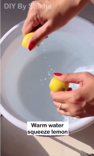 grab a lemon for this beauty treatment, Preparing foot bath
