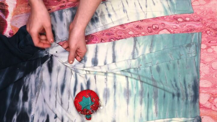 How to Alter Clothes: 2 Methods Using Eyelets & Grommets | Upstyle