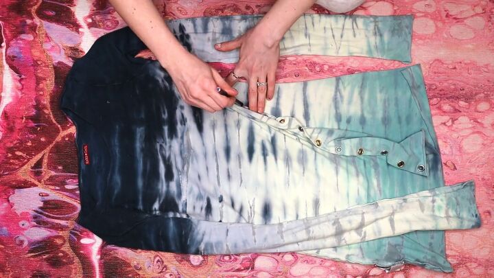 How to Alter Clothes: 2 Methods Using Eyelets & Grommets | Upstyle