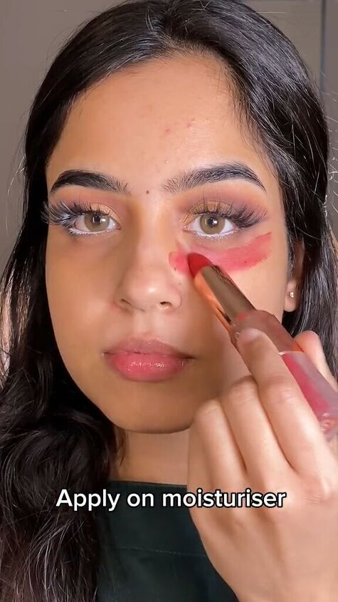 put lipstick under your eye for this outcome, Adding lipstick to under eyes