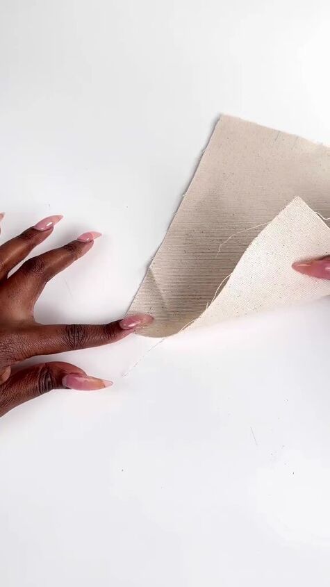 sew a mitered corner in a few quick steps, Folding fabric
