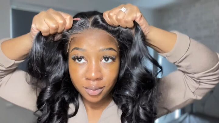 Quick and Easy Wig Install Tutorial: How to Install a Glueless Wig ...
